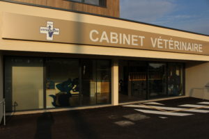 agencement vétérinaire clinique Fay aux loges - AOAA